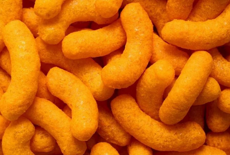 Μπορούν οι γάτες να φάνε τυρογαριδάκια; Εγκεκριμένες από κτηνίατρο πληροφορίες & Συχνές ερωτήσεις