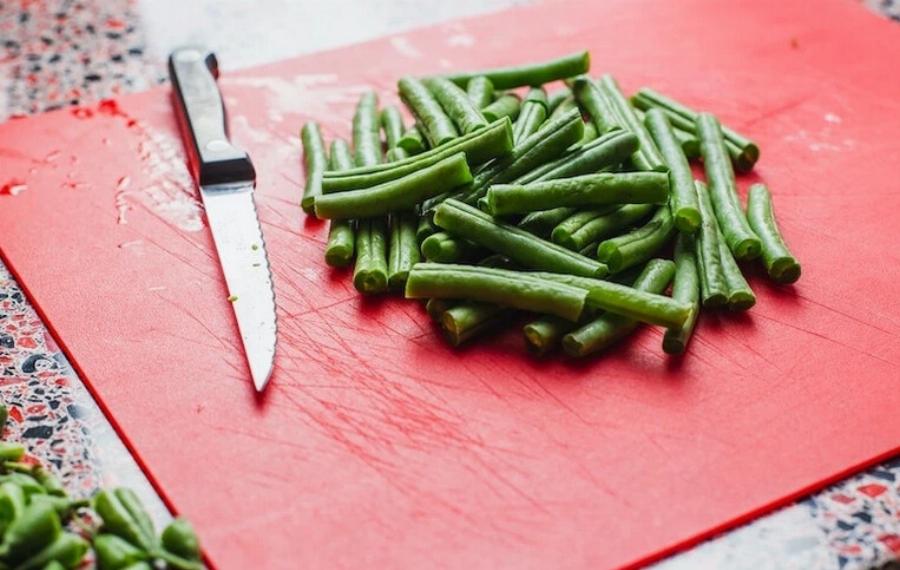 Μπορούν οι γάτες να φάνε πράσινα φασόλια; Εγκεκριμένες από κτηνίατρο πληροφορίες & Συχνές ερωτήσεις